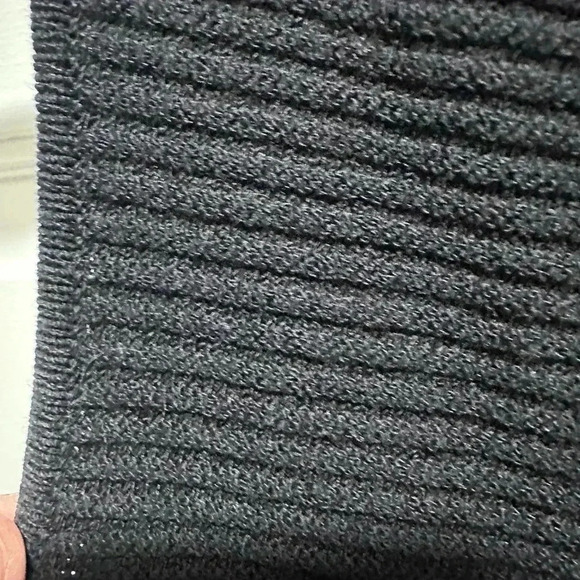 St. John Sport Knit Black classic Tank Size M EUC - Picture 4 of 6